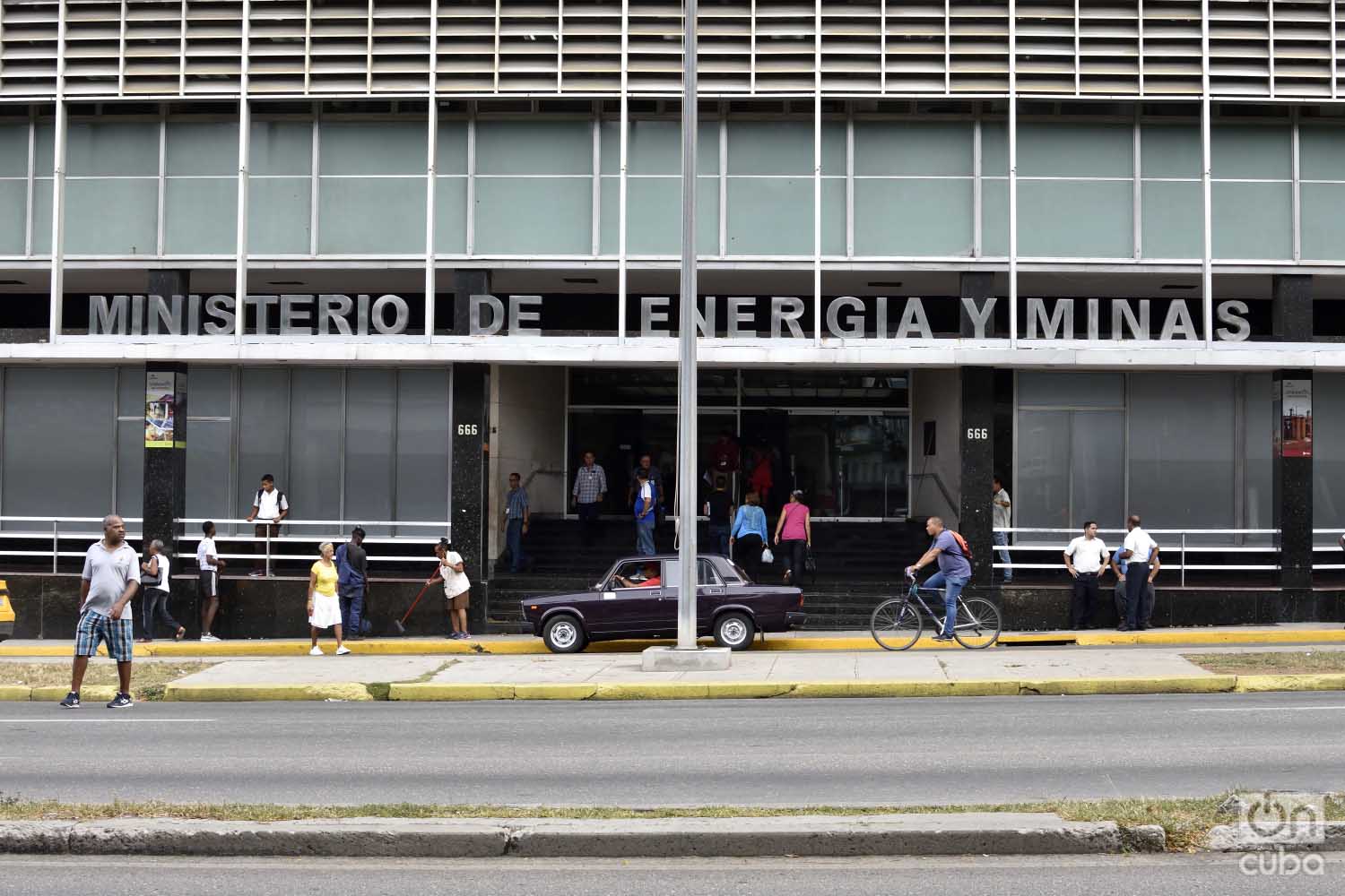 Cuba: Nueva norma para importar autos