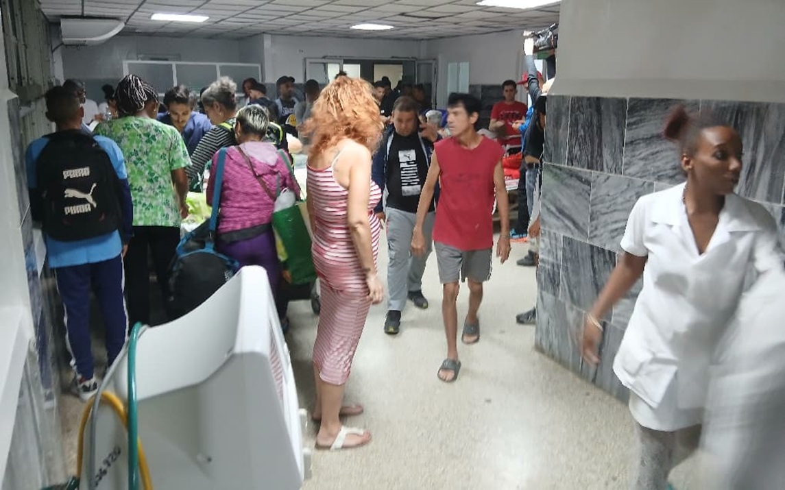 Incendio en hospital de Cienfuegos obliga a evacuación sin víctimas