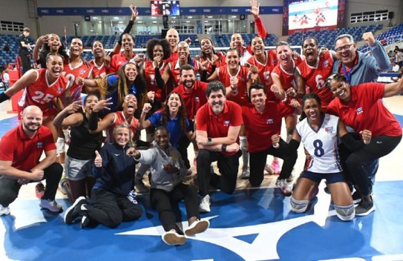 Cuba y República Dominicana disputan pase a la final del preolímpico de voleibol femenino