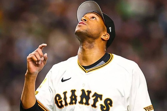 Raidel Martínez logra segundo salvamento