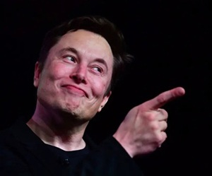 Elon Musk reitera su advertencia: la IA es más peligrosa que las armas nucleares