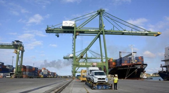 Cuba impulsa transformaciones económicas y sociales hacia el crecimiento