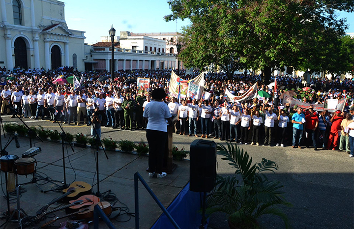 Cienfuegos rechaza bloqueo