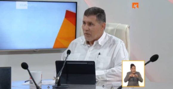 Cuba abre su economía a cubanos en el exterior