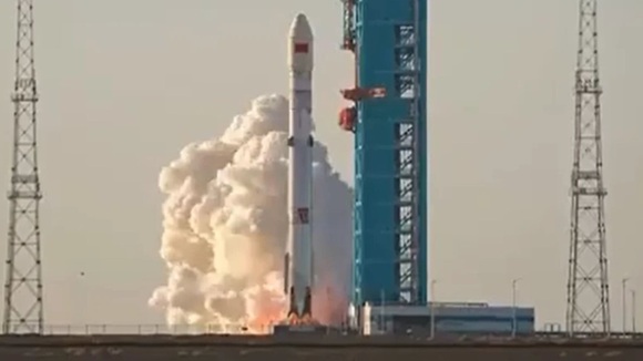 China logra hito espacial con dos métodos de recuperación de cohetes
