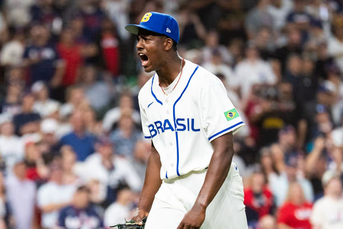 Hijo de José Ariel Contreras destaca con Brasil en el Clásico Mundial de Béisbol