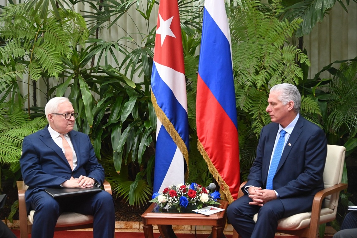 Rusia reitera su apoyo total a Cuba en reunión con Díaz-Canel