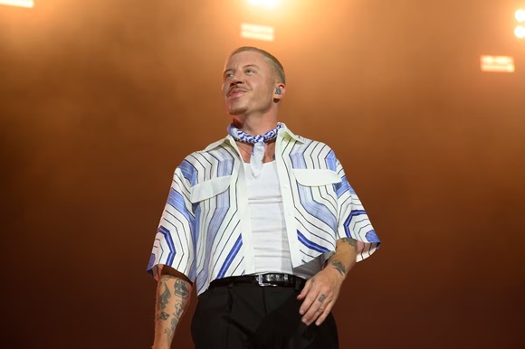 Macklemore excluido de gira de Ed Sheeran por declaraciones sobre Palestina
