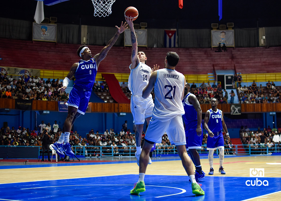 Empresa alemana patrocinará el baloncesto cubano