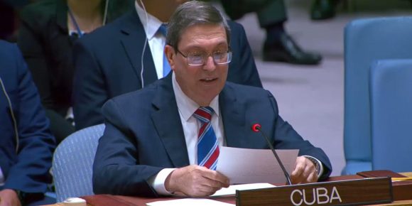 Cuba denuncia posible agresión de EEUU