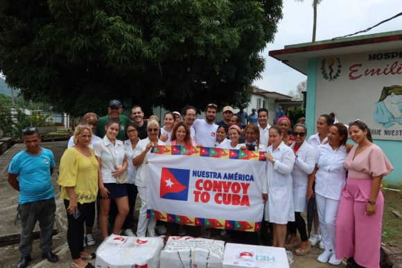 Convoy solidario en Cuba