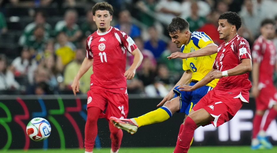 Suecia golea a Túnez 5-1