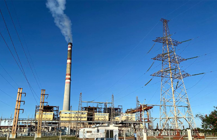 Felton y Nuevitas en línea