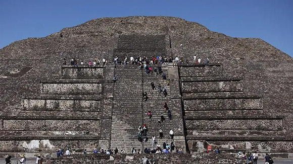 Ataque en Teotihuacán