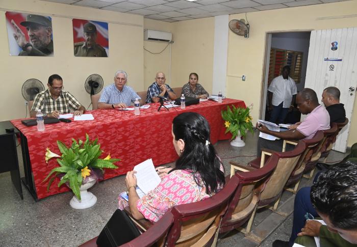 Díaz-Canel concluye intercambios con municipios de La Habana