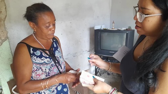 Cuba inicia pago de pensiones en comercios no estatales como prueba piloto en La Habana