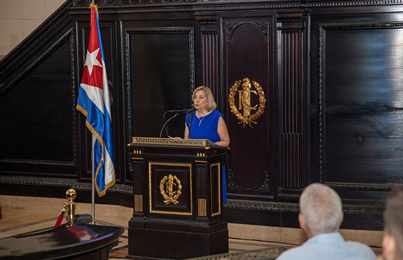 Cuba denuncia intensificación de agresión económica de EE.UU. y advierte sobre riesgo de