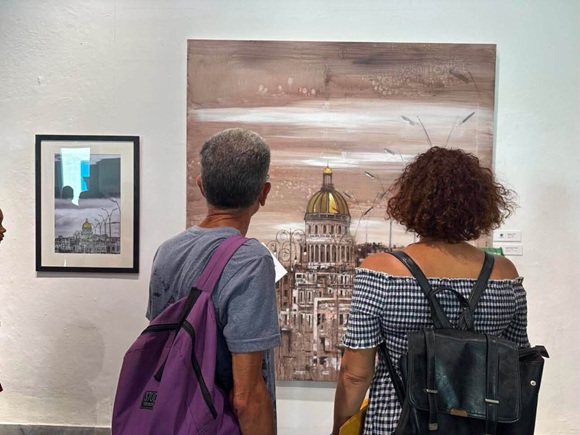 Exposición 'Visiones compartidas' de Roberto Chile en La Habana