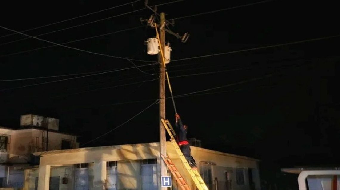 Cuba procesa a ladrones de aceite