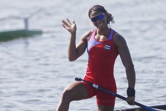 Yarisleidis Cirilo logra cuarto lugar en Mundial de Canotaje de Poznan 2026