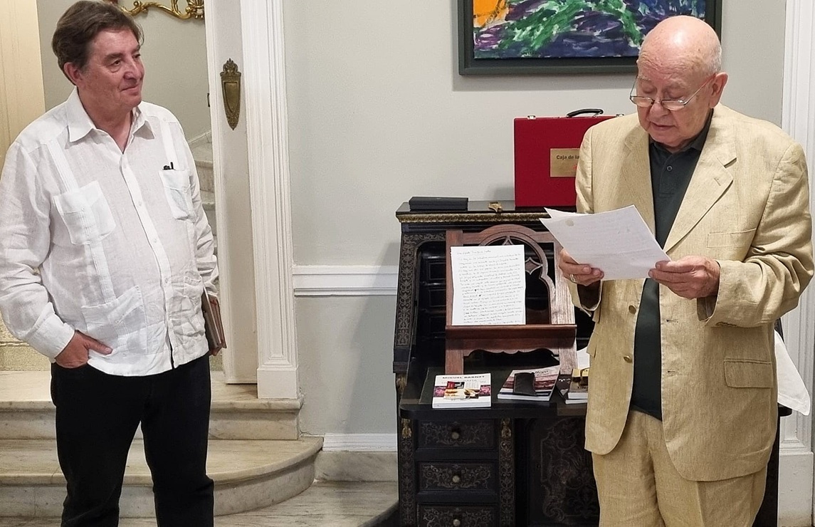 Instituto Cervantes adquiere legado de Miguel Barnet