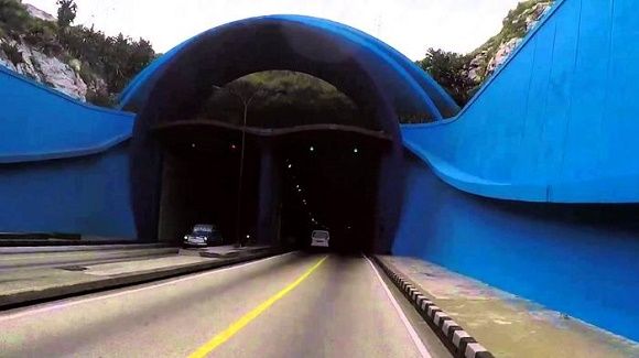Cierran Túnel de la Bahía de La Habana por mantenimiento y limpieza