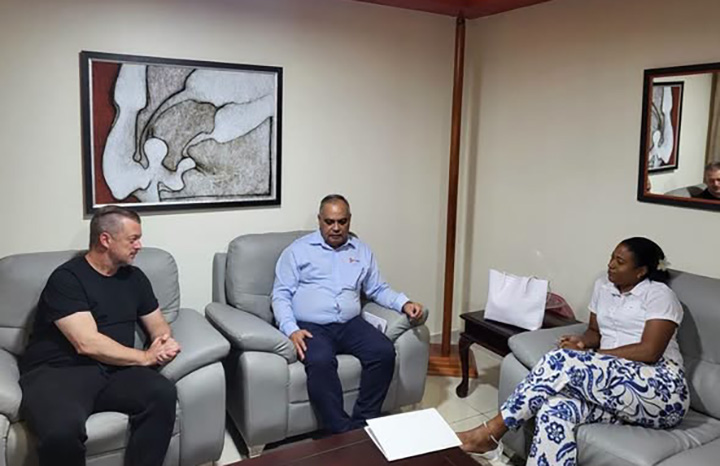 Presidente del Comité Paralímpico Internacional inicia visita histórica a Cuba