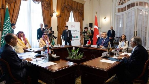 Cancilleres árabes piden paz en Medio Oriente
