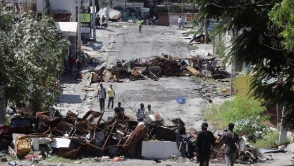Haití enfrenta crisis humanitaria por violencia de bandas armadas y desastres naturales