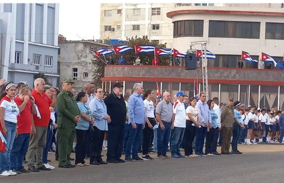 Díaz-Canel en Parada Juvenil