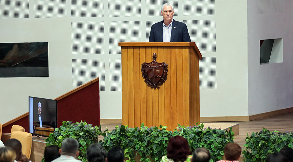 Díaz-Canel: Eficiencia económica