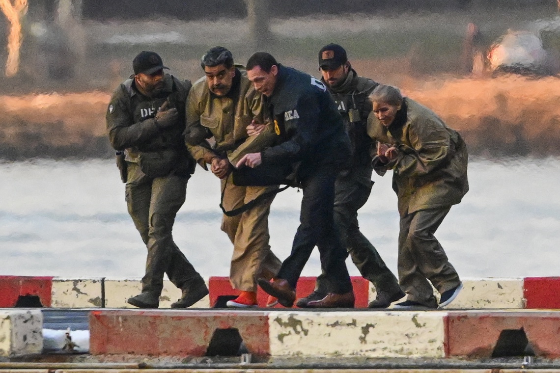 EEUU permite pago para defensa de Maduro