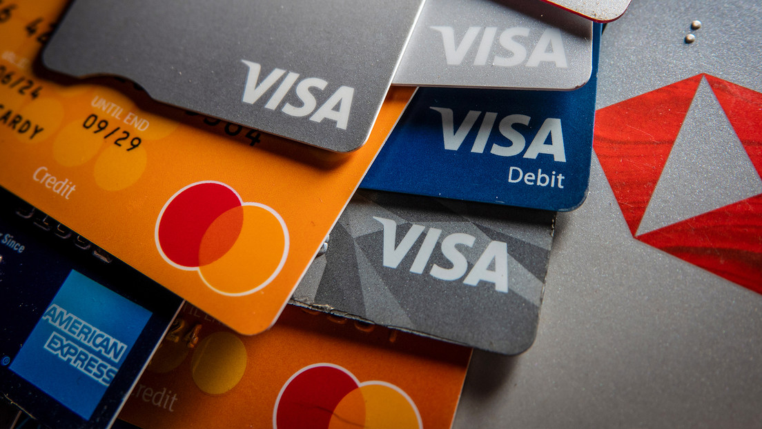 Brasil desafía a Visa y Mastercard