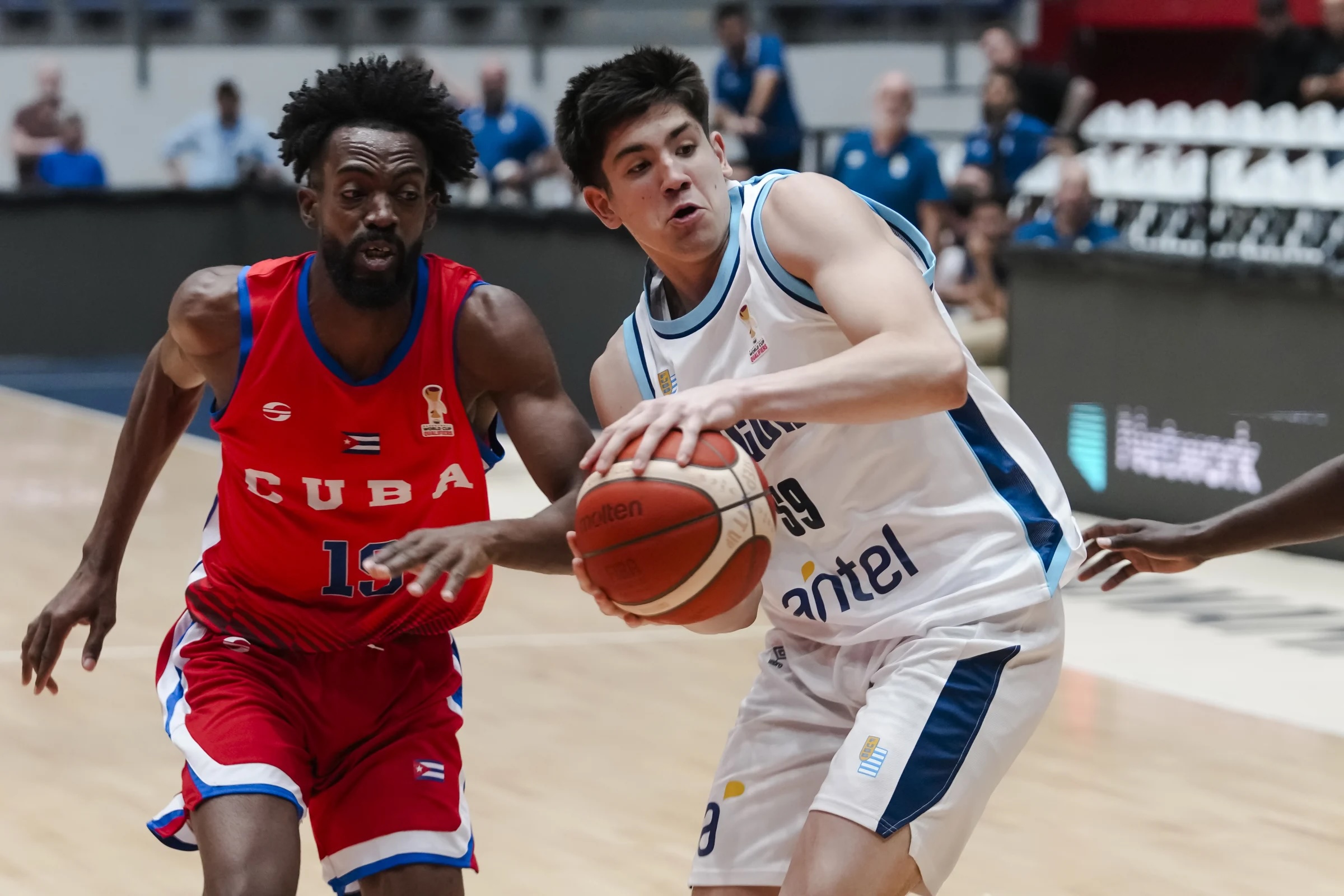 Uruguay derrota a Cuba en eliminatoria al Mundial de Baloncesto