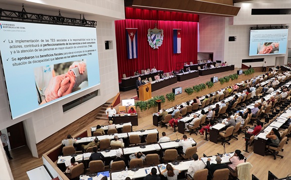 Cuba: Primer ministro anuncia etapa crucial en implementación de transformaciones