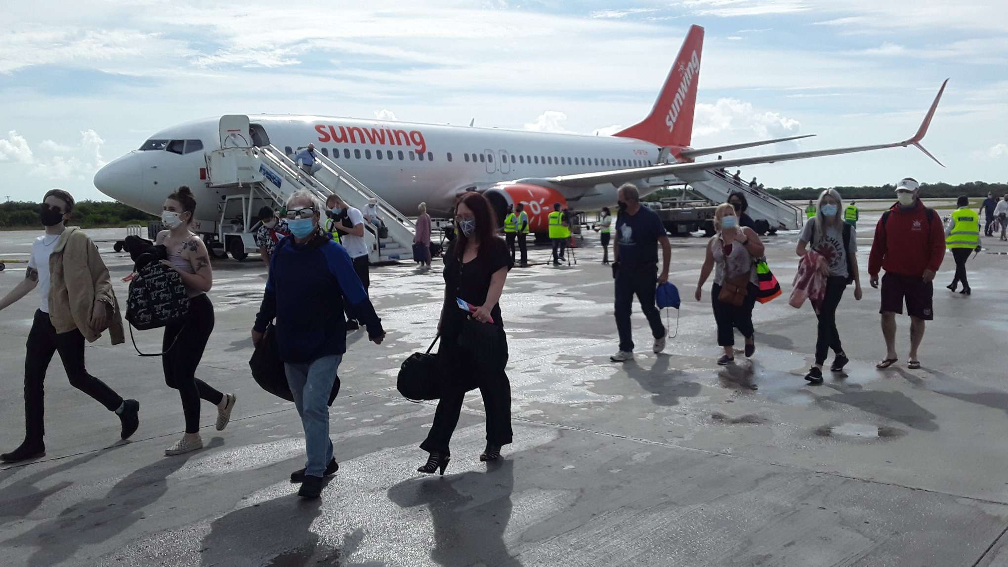 Canadá reduce drásticamente sus vuelos a Cuba bajo presión de EE.UU.