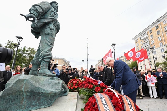 Moscú conmemora centenario de Fidel Castro