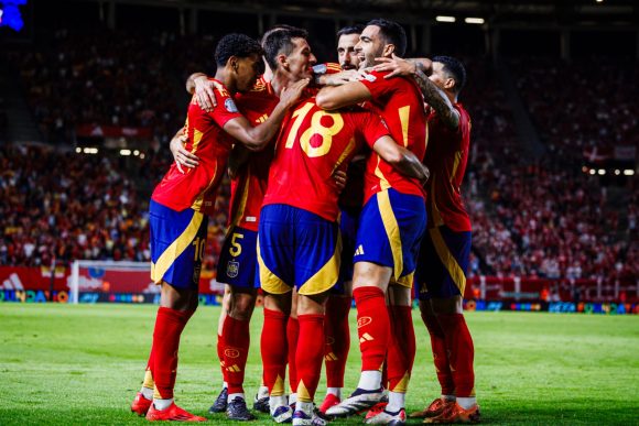 España presenta su equipo