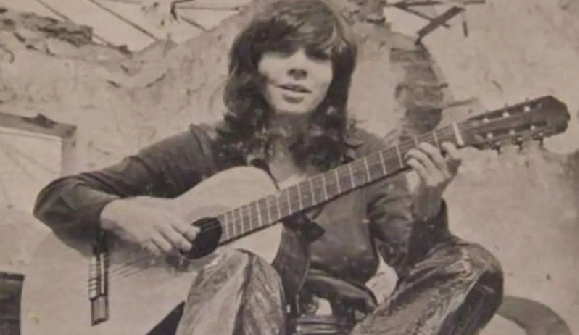 Gloria Martín: Una Voz para la Historia