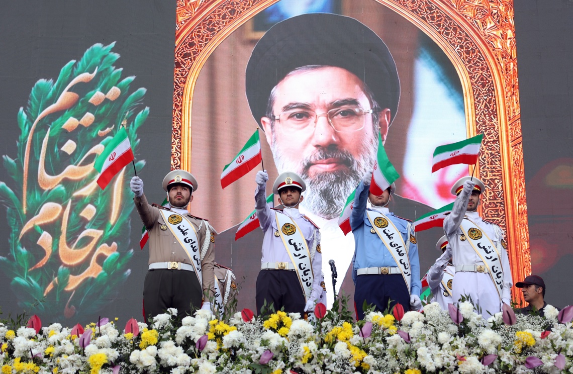 Irán desafía a EE.UU. en medio de tensiones y posibles acciones futuras