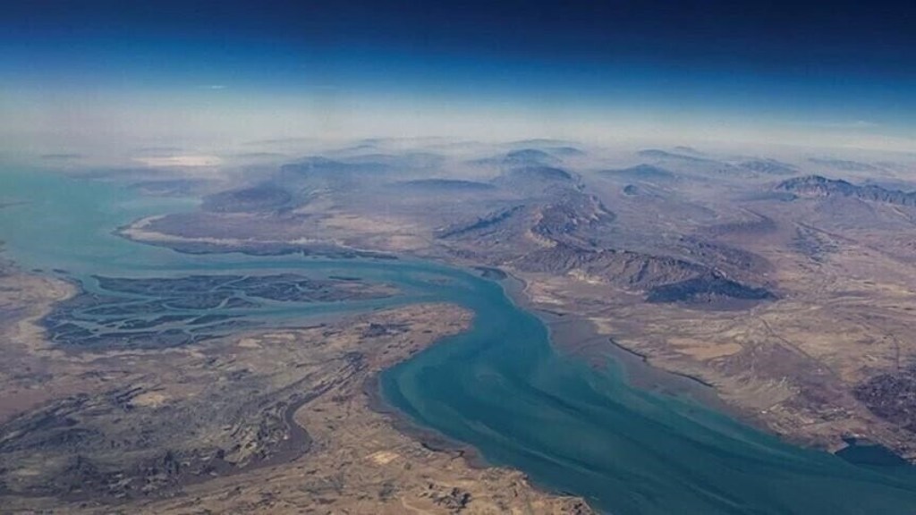 Irán establece zonas de control en el estratégico estrecho de Ormuz