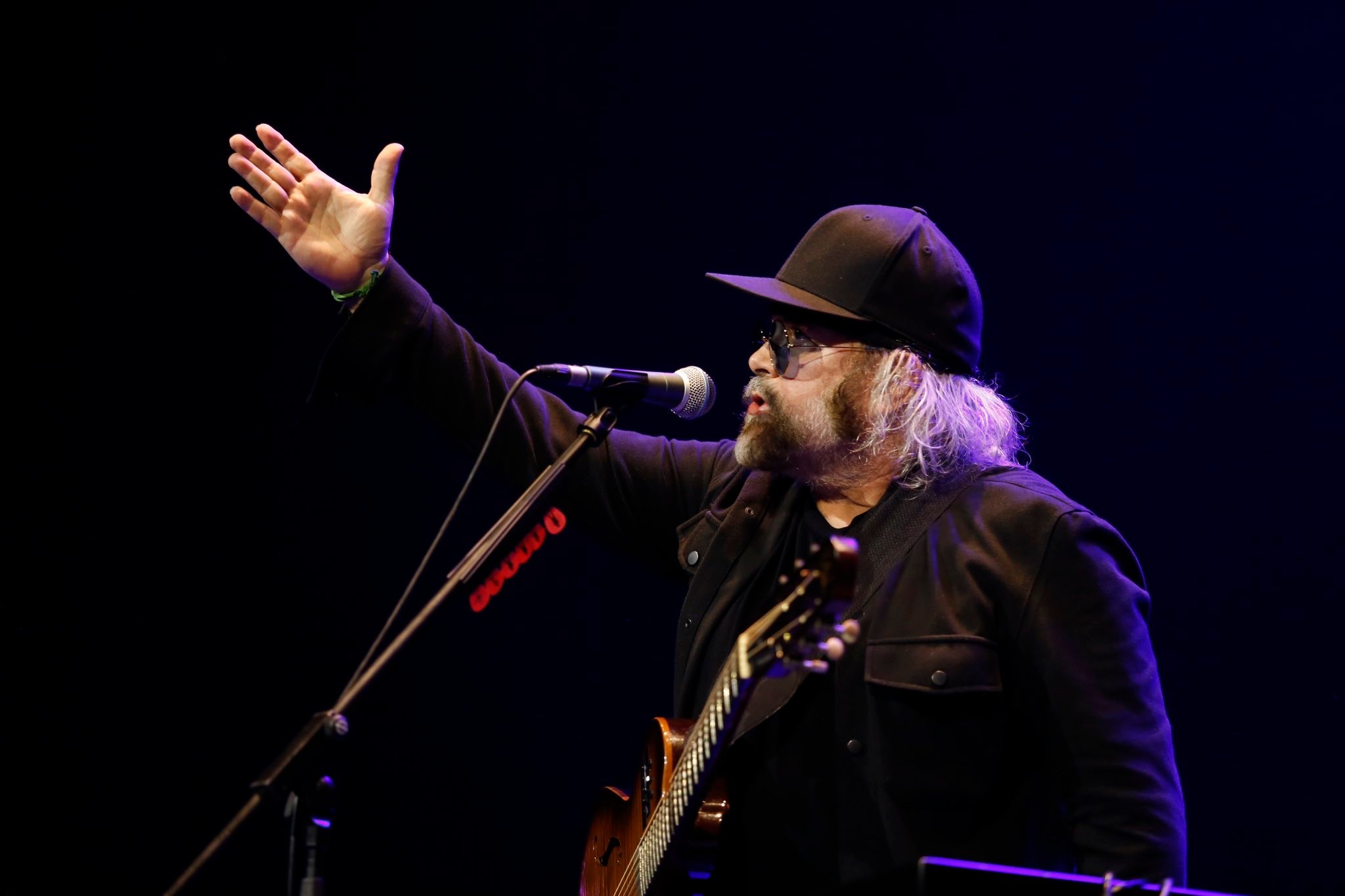 Carlos Varela actúa en Flamingo Theater Bar