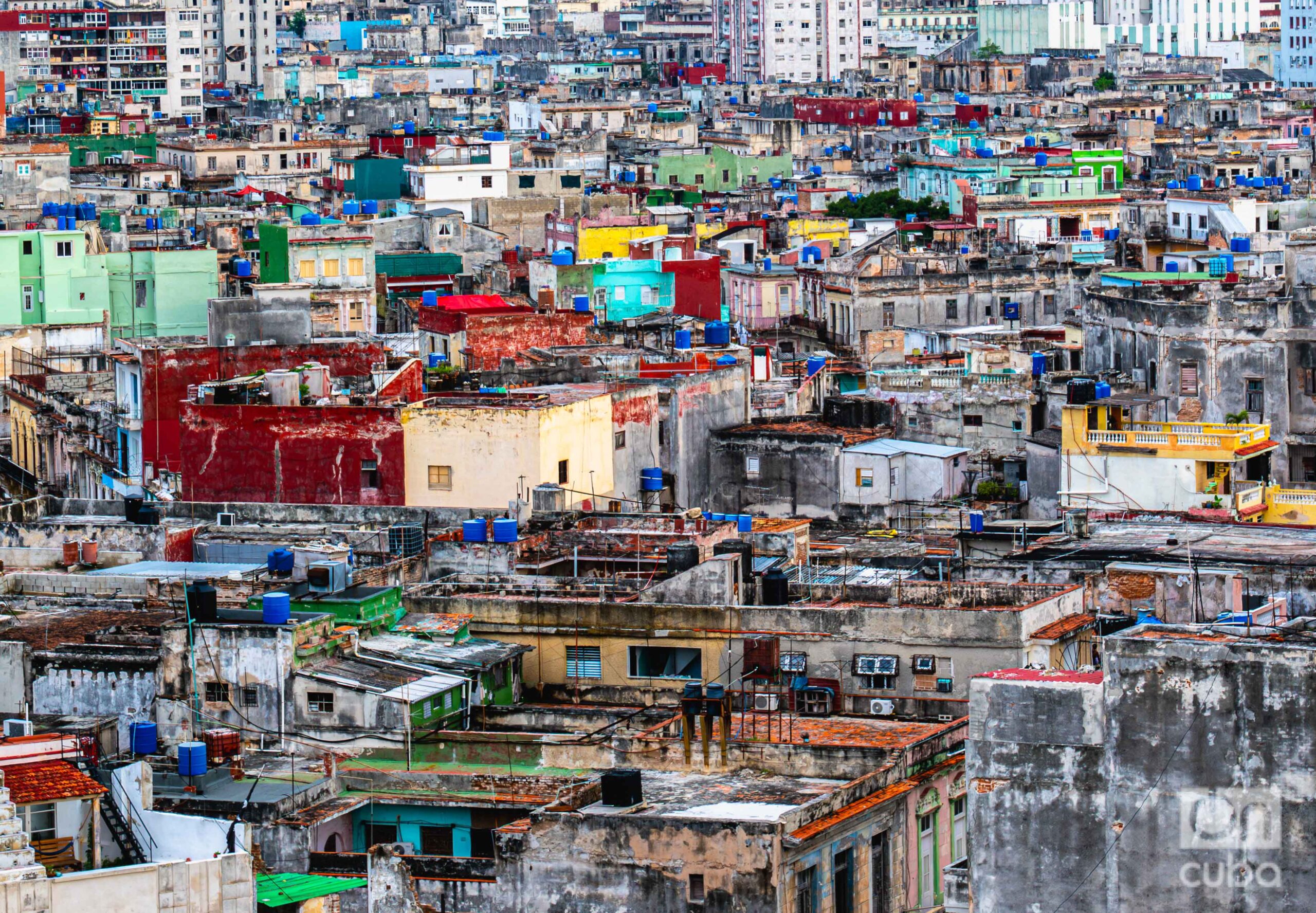 Cuba: Un país que se pinta a sí mismo