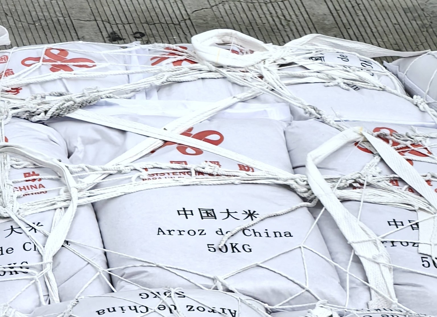 China y Brasil envían ayuda humanitaria a Cuba ante crisis económica