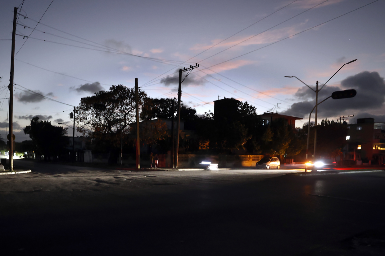 Apagón masivo en La Habana: suspenden clases por avería en central eléctrica