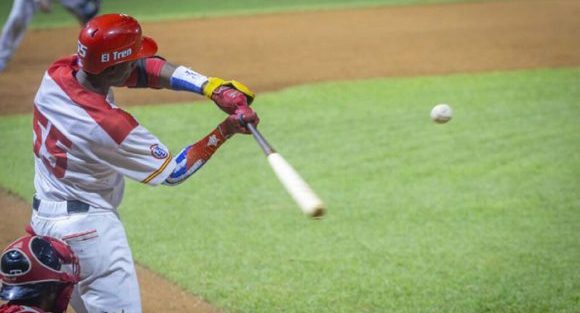 Matanzas pierde invicto en Liga Élite de Béisbol Cubano