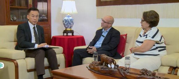 Embajador chino en Cuba analiza relaciones bilaterales y gobernanza global en podcast