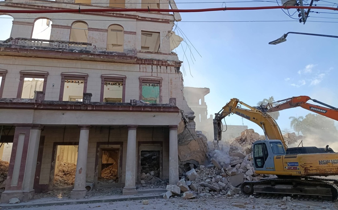Comienzan demolición del icónico edificio del ISDi en La Habana