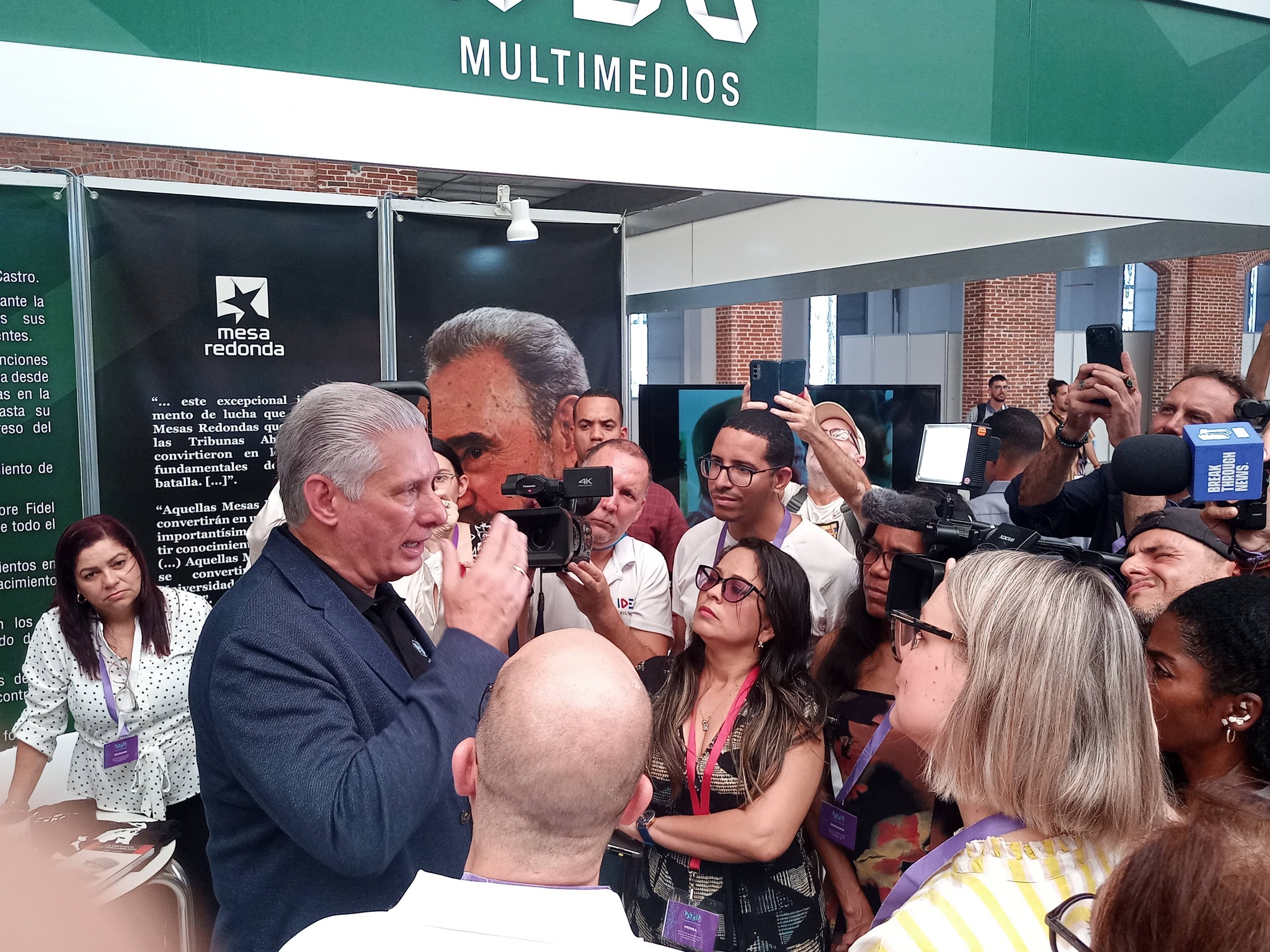 Díaz-Canel visita Ideas Multimedios