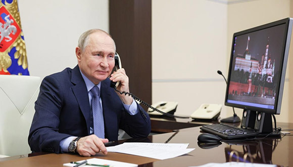 Rusia e Irán abordan tensiones